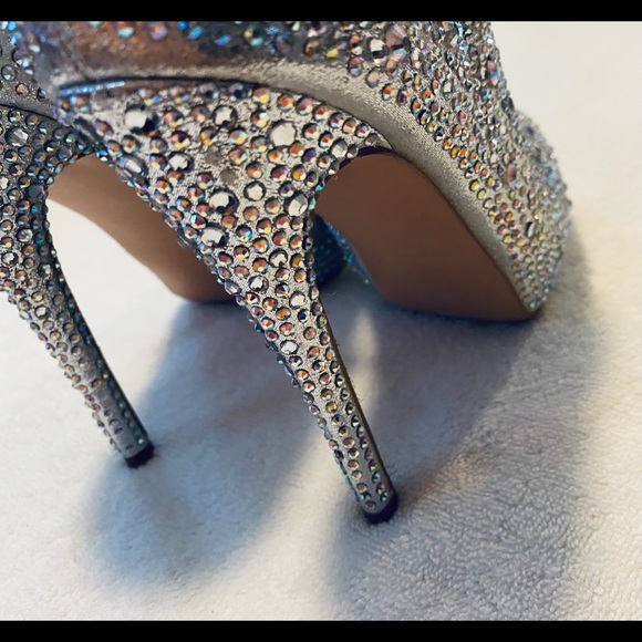 Brand New Super Glamorous Sparkling Crystal Heels - Box 65 - Picture 6 of 7